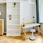 Serviced Im Herzen Berlin's Δωμάτια σε οικογενειακή κατοικία