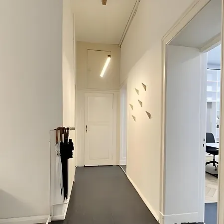 ホームステイ Serviced Im Herzen Berlin's *
