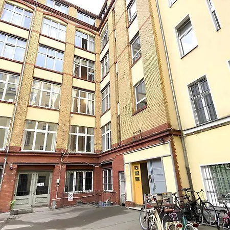 Serviced Im Herzen Berlin's Privatunterkunft Berlin