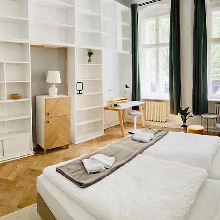 ホームステイ Serviced Im Herzen Berlin's ベルリン